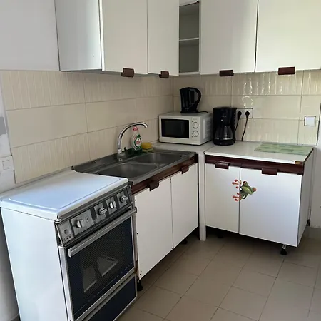 El Pasil 2 ארונה